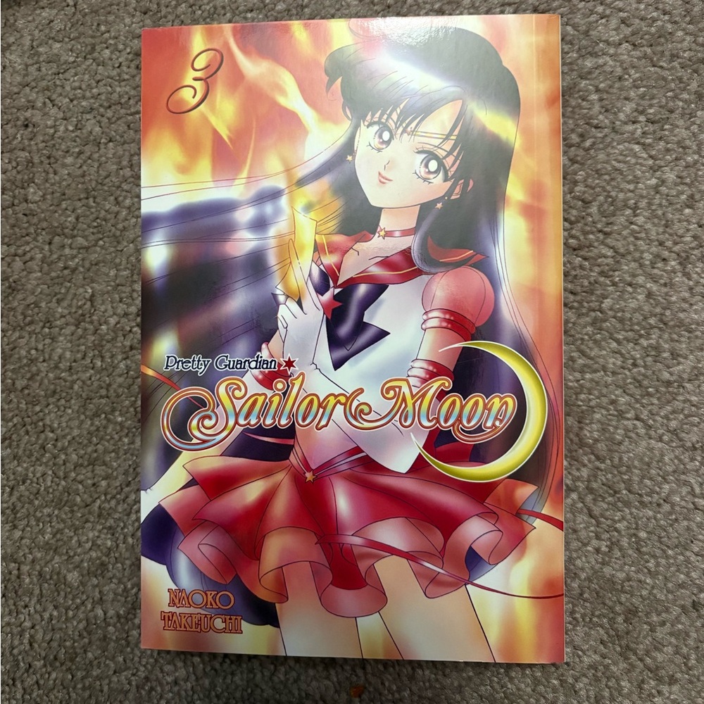 Sailormoon Manga volumes 1,2,3,4,5,10,&11 - Picture 5 of 9